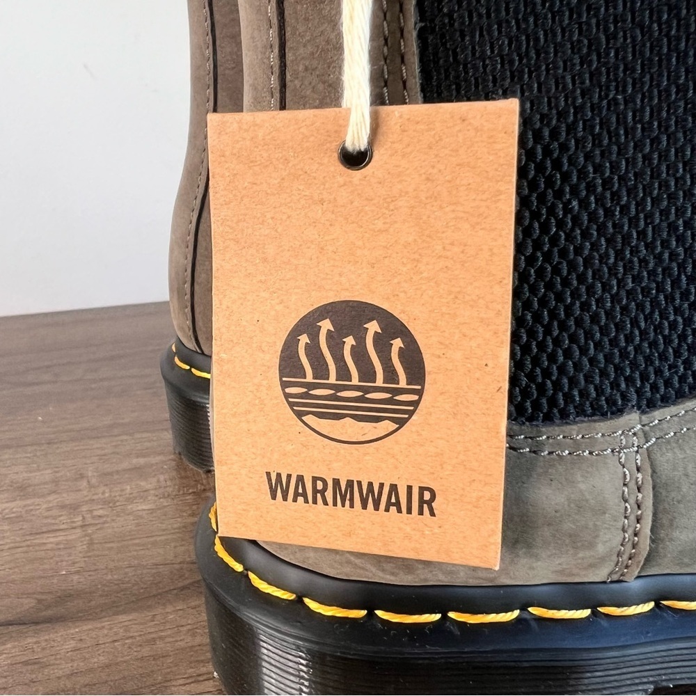 Dr. Martens Women’s Leonore Faux Fur Lined Nubuck Chelsea Boot Size 6 #666 - Picture 2 of 10